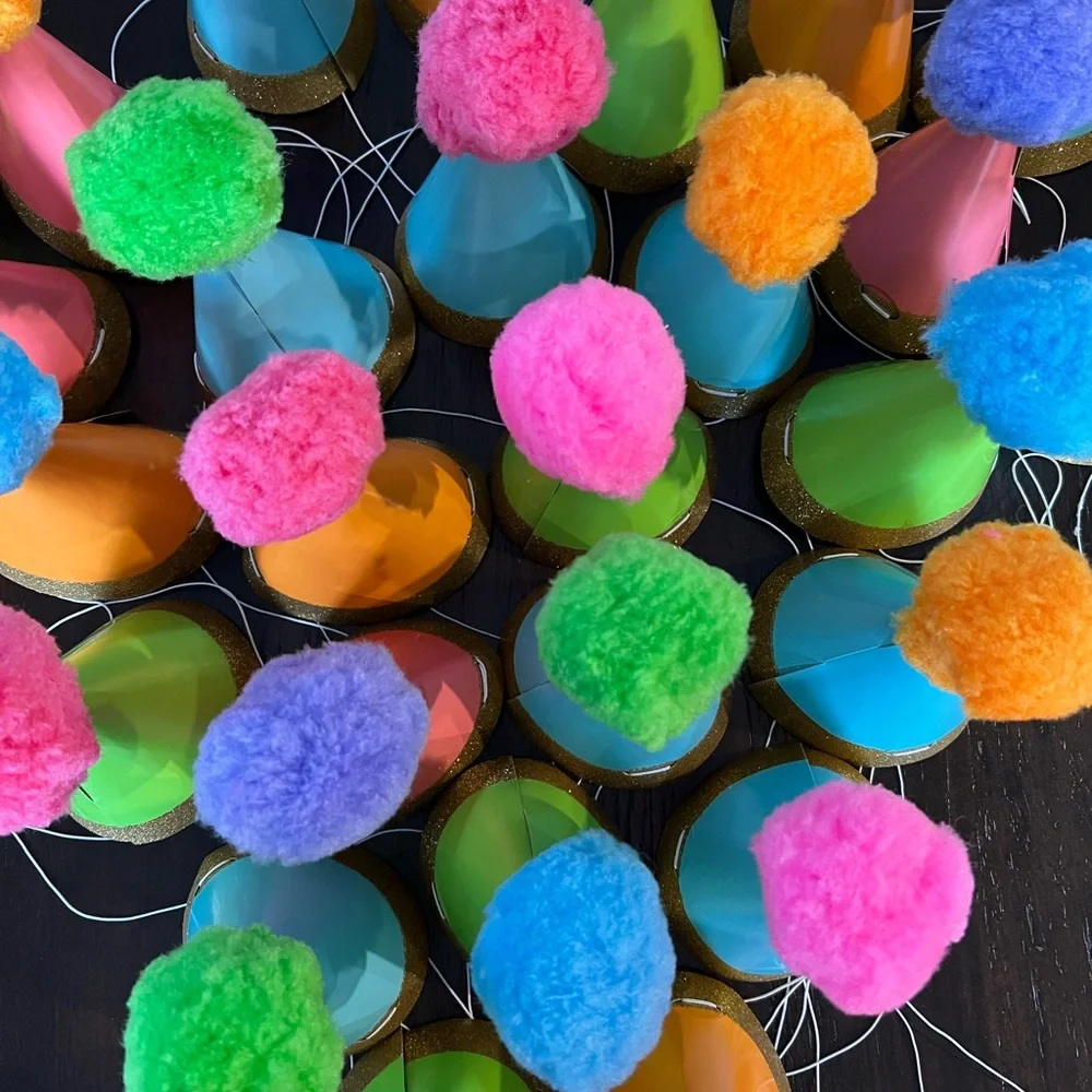 Colorful Party Hats with PomPoms (28)